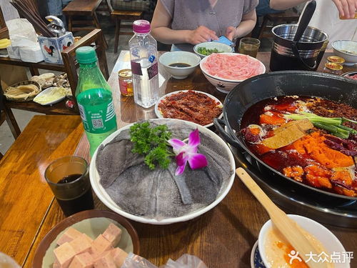 馋火锅彭州旗舰店 品味巴蜀风情的地道火锅体验