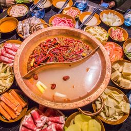 名记火锅 味觉与视觉的双重盛宴